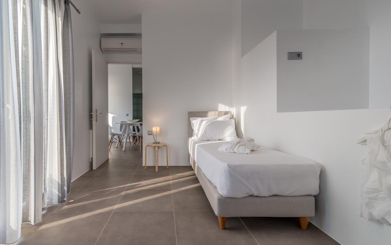 Milos Waves Luxury Apartments Pollonia Exterior photo